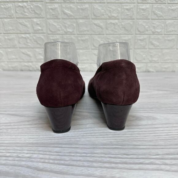 Collection by Clarks Mallory Berry Wedge Shoes WMN US8M Burgundy Pull-On Slip-On - Picture 6 of 7